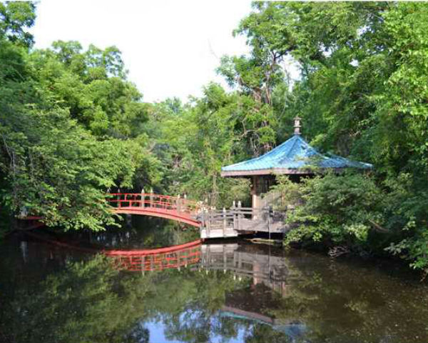 Wichita mansion water feature