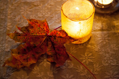 Decorative Leaves: Create a Colorful Centerpiece