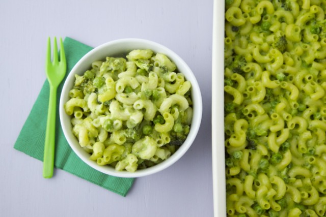 St Patricks Day Dinner Green Mac and Cheese