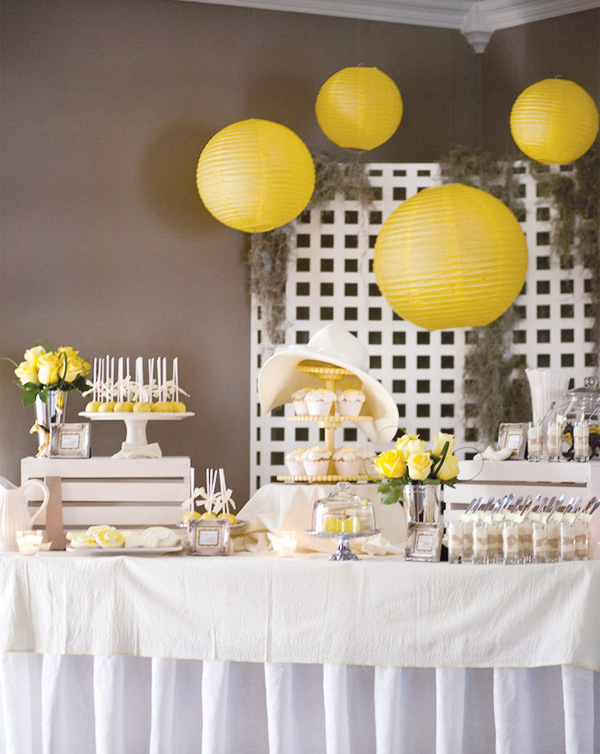 derby-party-fundraiser-yellow-dessert-table