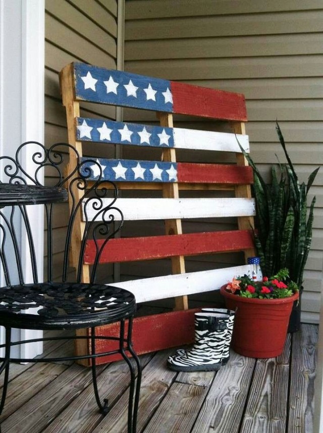 flag pallet