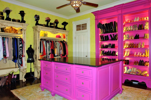 pinkcloset