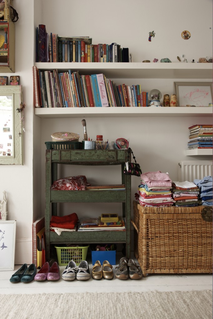 tidy childs bedroom