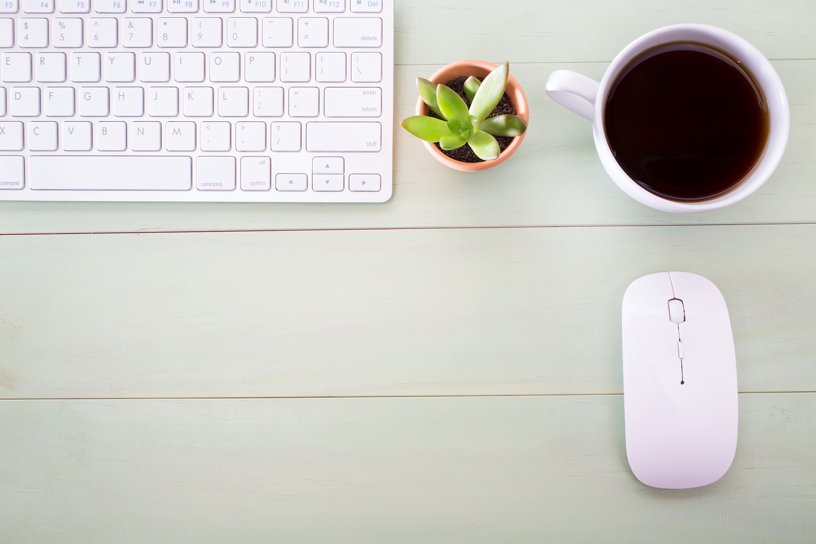 The Best Interior Decorating Tips for a Tiny NYC Space: Get Rid of Clutter