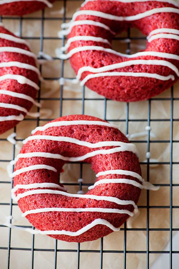 red velvet donuts